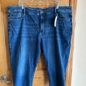 St. John’s Bay Denim Capris 24W